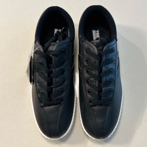 TRETORN Women's Nylite Plus Leather Sneakers, Black - Picture 3 of 7
